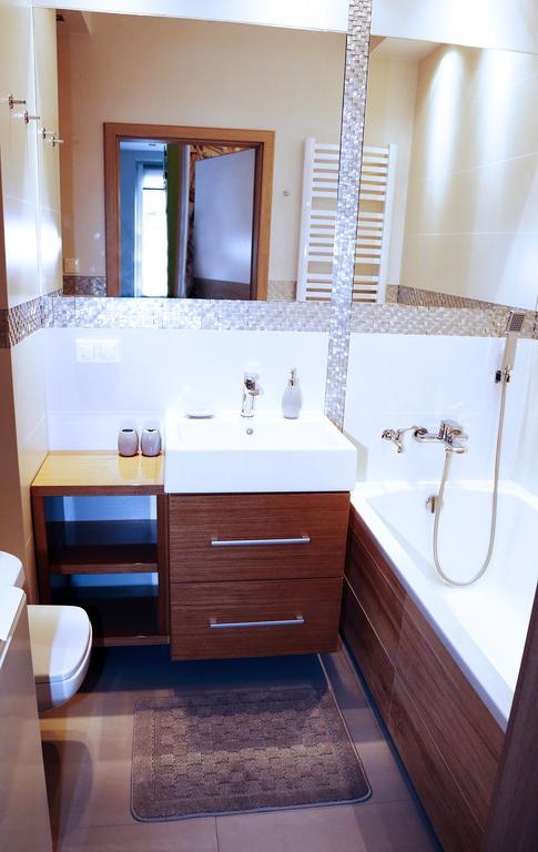 Apartament Teresa W Uniejowie Luaran gambar